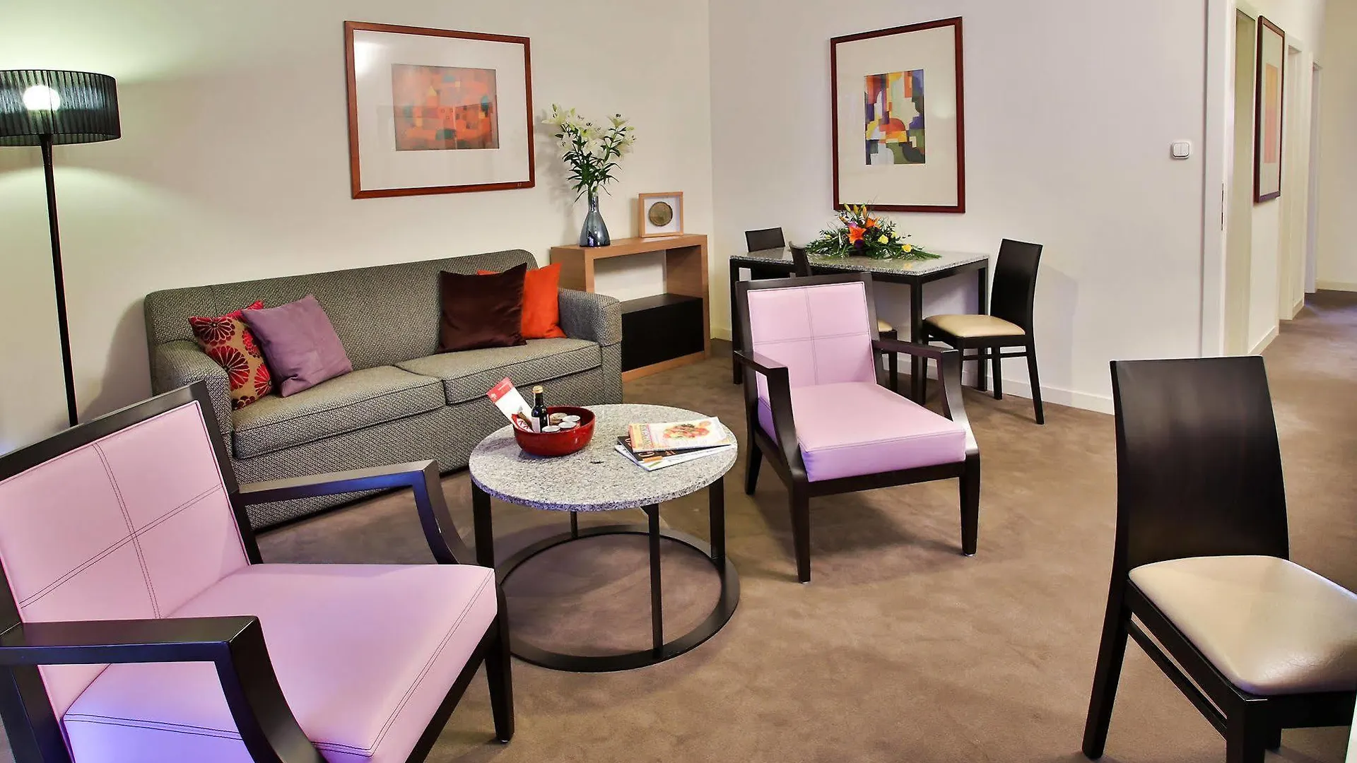 Adina Apartment Hotel Budapest 4*,
